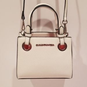 Samantha Vega handbag with shoulder strap